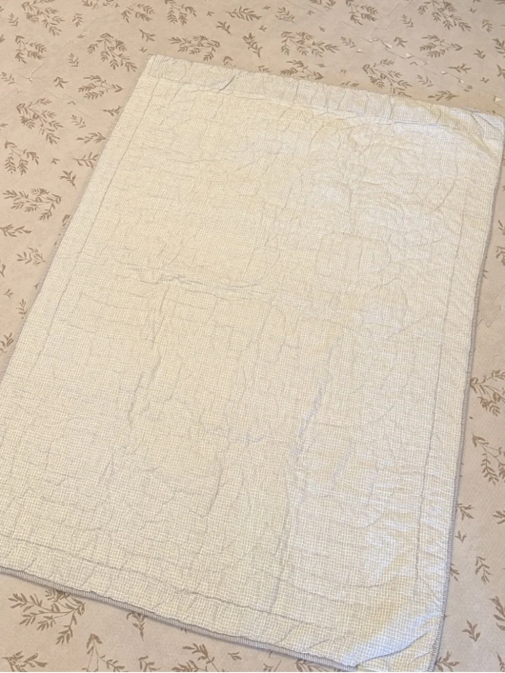 Pottery Barn Kids Gray and White Elephant Quilt